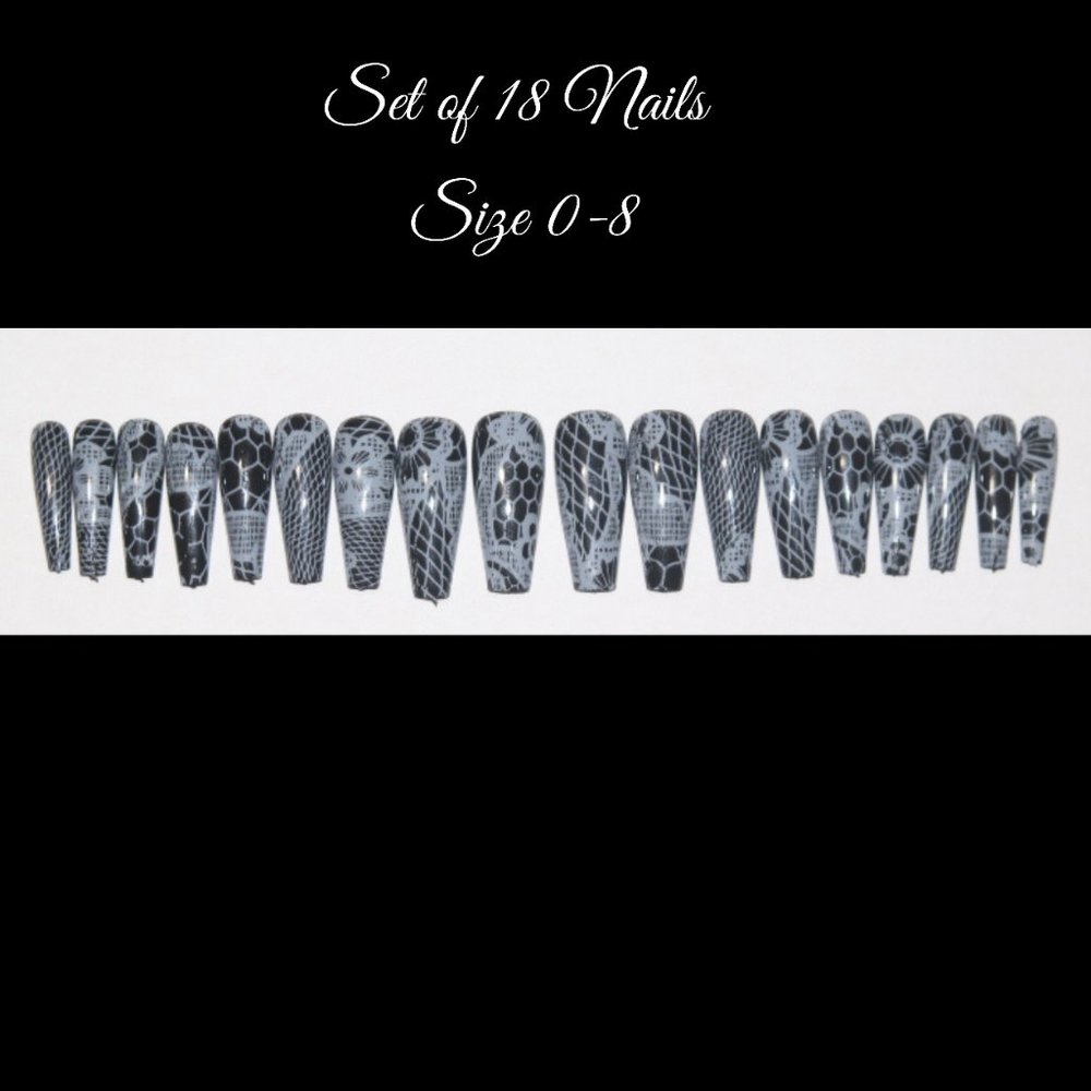 Black nails with white lace- press on nail set